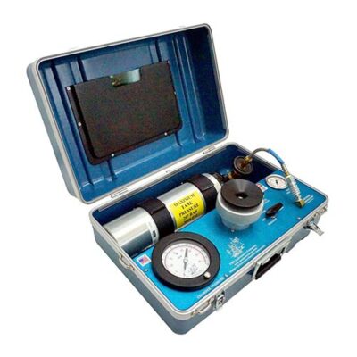 Model 615 Pressure Chamber Instrument