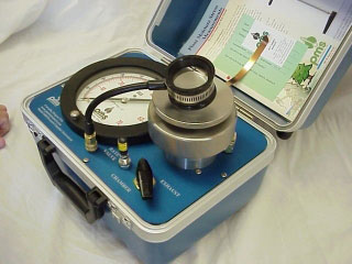 Instrument Mounted Eye Lens